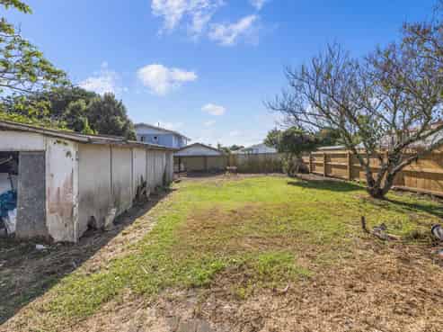 9 Muir Avenue, Mangere Bridge