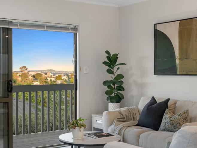 2/34 Elizabeth Drive, West Harbour