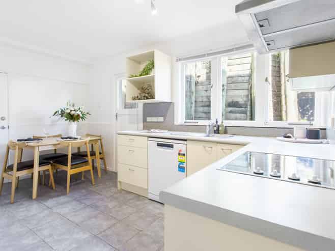 28A School Road, Kingsland