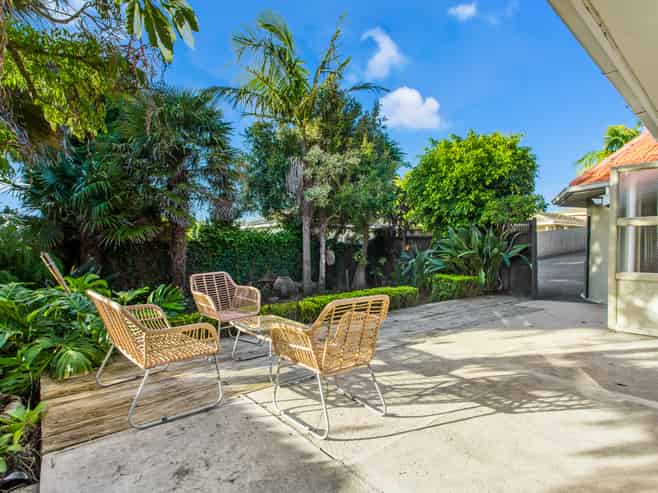 28A School Road, Kingsland