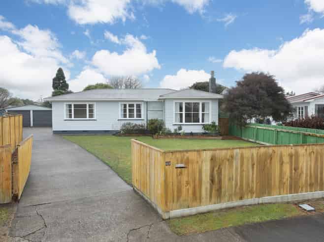 23 Montgomery Street, Feilding