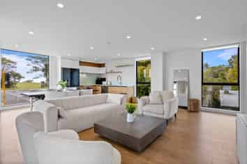 1/278 East Coast Road, Forrest Hill