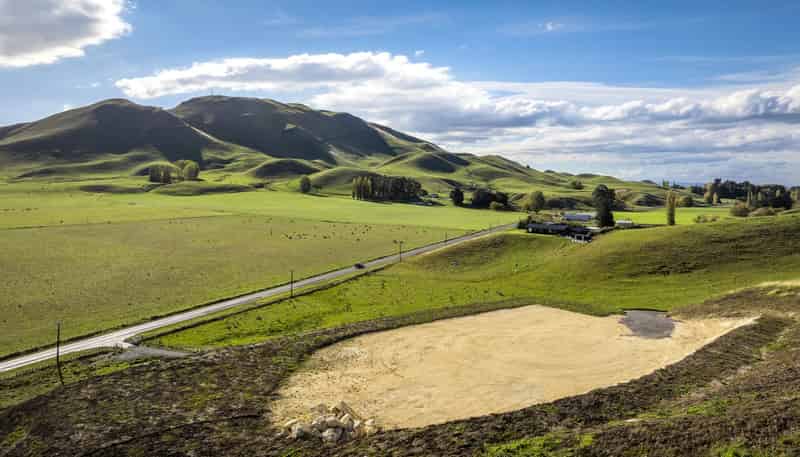 1427 Middle Road, Poukawa