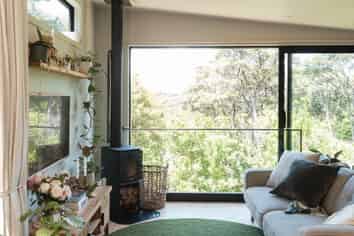 Auckland - Address withheld