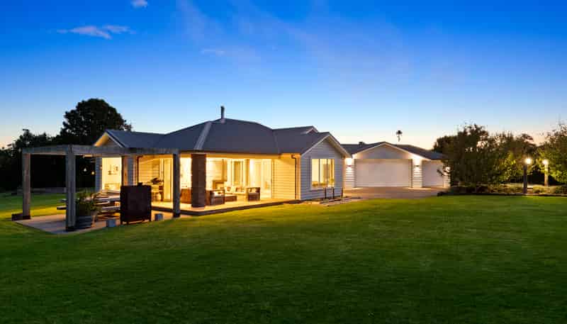 1557 Waiuku Road, Waiuku