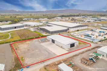 Quality clearspan industrial warehouse for lease