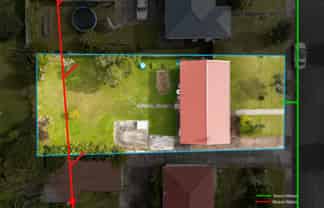 80 Riverpark Crescent, Henderson