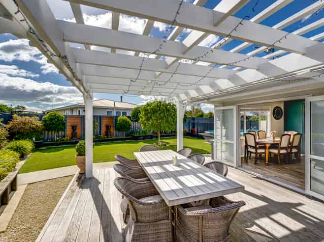 35 Holyrood Street, Taradale