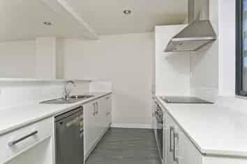 12 Mangrove Lane, Albany