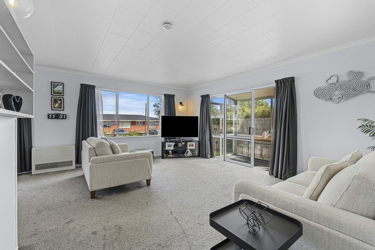 LOCATION, SPACE AND SUN. THIS ONE HAS IT ALL! – pohled 6