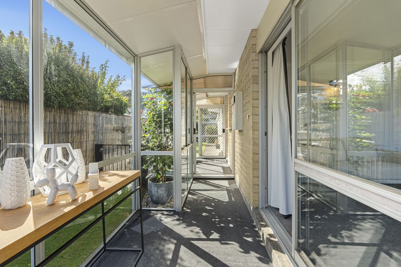 LOCATION, SPACE AND SUN. THIS ONE HAS IT ALL! – pohled 4