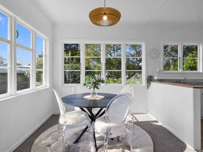 9D Paynters Avenue, Strandon