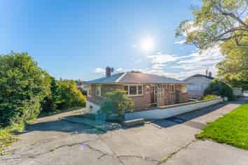 3 Hertnon Street, West End