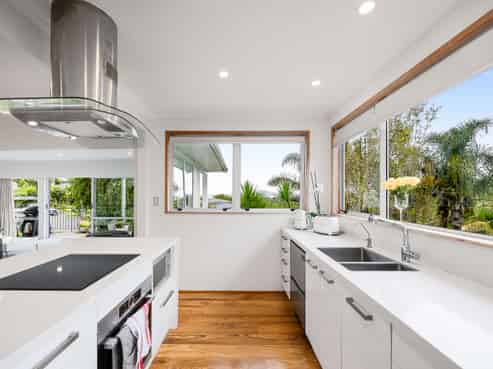 62 Peter Terrace, Castor Bay