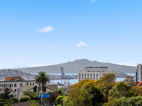 402/9 Madeira Lane, Grafton