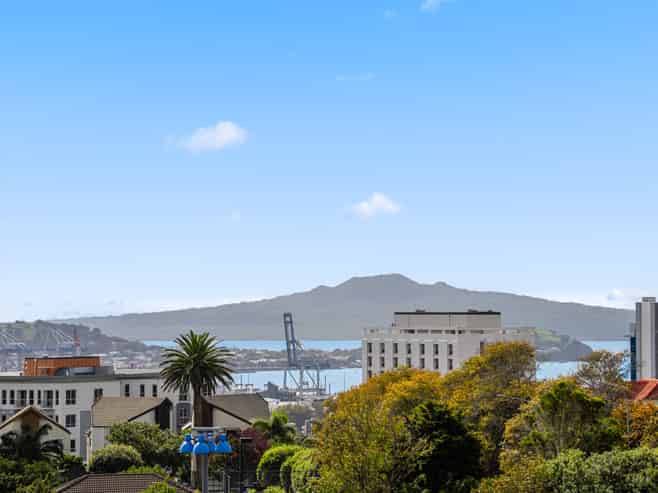 402/9 Madeira Lane, Grafton