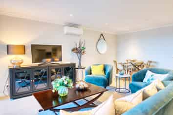 11 Commodore Drive, Lynfield