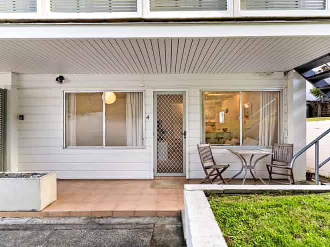 4/12 New Street, Saint Marys Bay