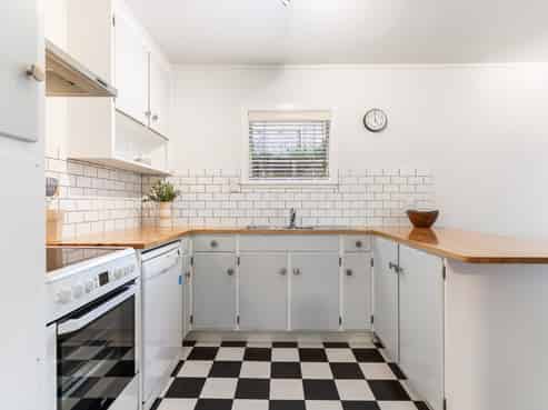 4/12 New Street, Saint Marys Bay
