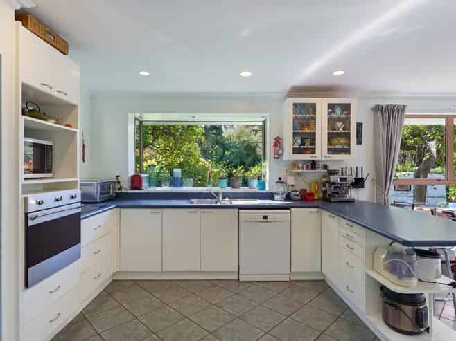 15 Alexander Street, Waikanae