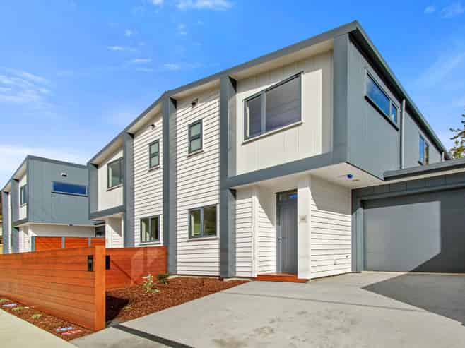 16b Tawhai Street, Stokes Valley