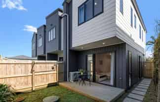 4/112 Moore Street, Howick