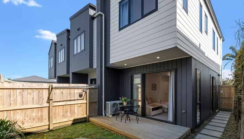 4/112 Moore Street, Howick