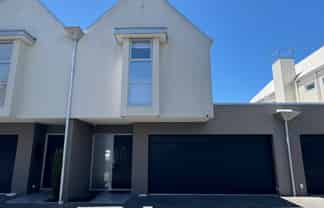 30 Rhodes Street, Merivale