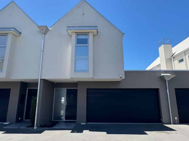 30 Rhodes Street, Merivale