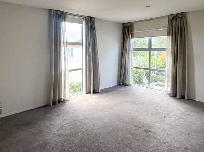 30 Rhodes Street, Merivale