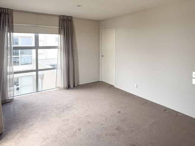 30 Rhodes Street, Merivale