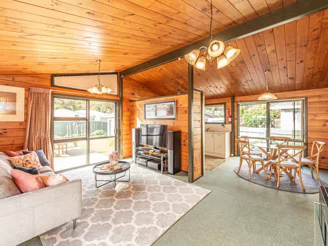 34 Raine Street, Whanganui East