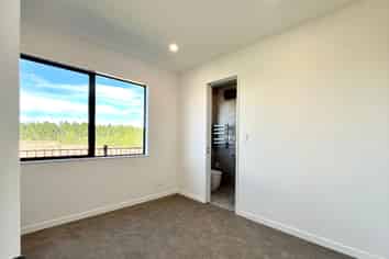 61 Huanui Drive, Orewa