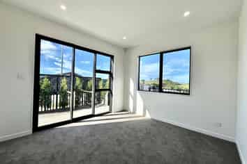 61 Huanui Drive, Orewa