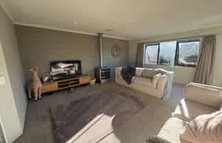 5 Central Park , Paraparaumu Beach