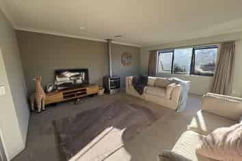 5 Central Park , Paraparaumu Beach