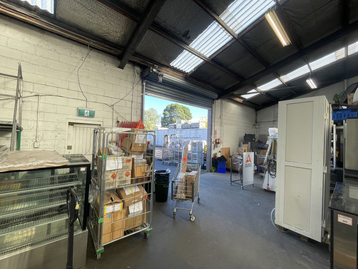 High Value Warehouse + Secure Yard Combo – pohled 6