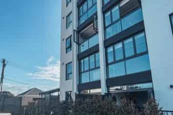 503/82  Jellicoe Road, Panmure