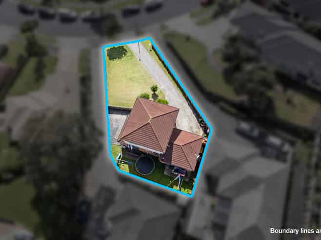 27 Mt Lebanon Crescent, The Gardens