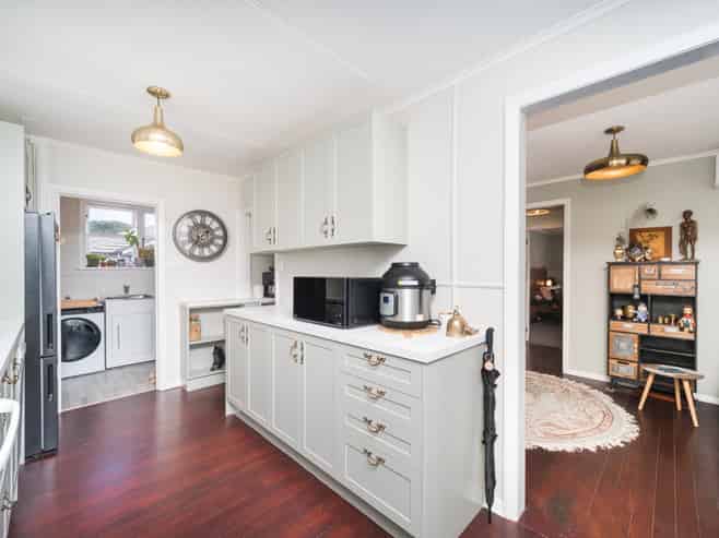 16 Newbury Street, Awapuni