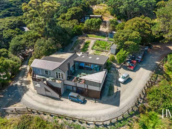 64 Cape Barrier Road, Great Barrier Island