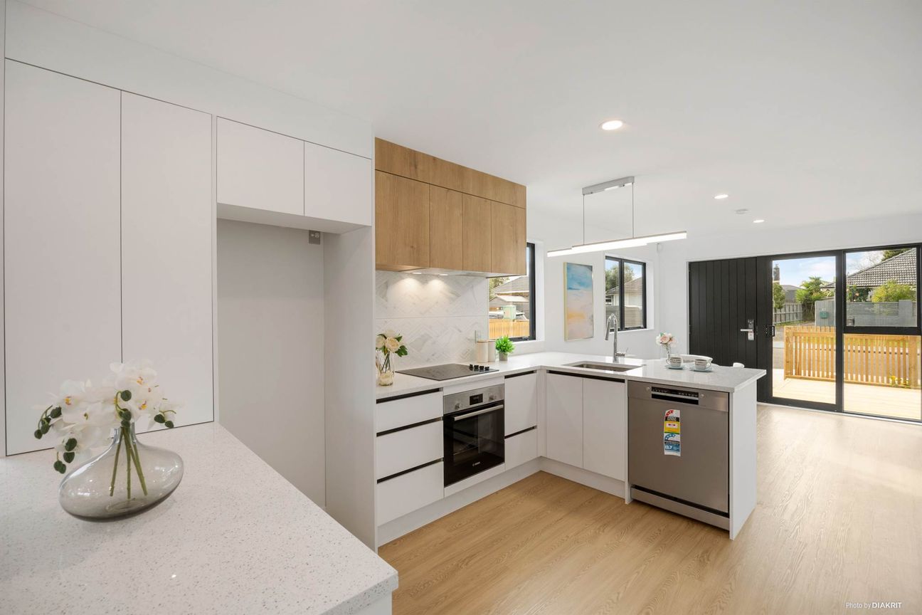 Brand New Freehold Home in Prime Location - Altro