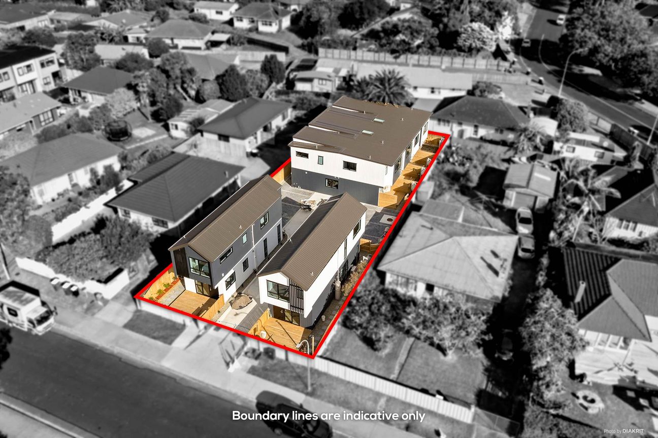 Brand New Freehold Home in Prime Location - Vista 2