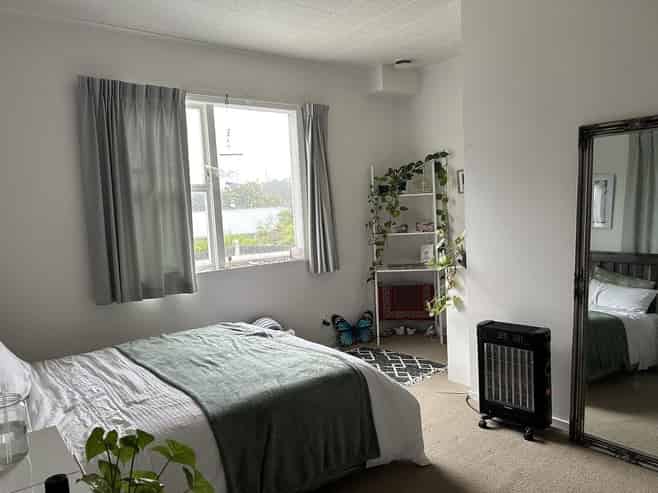 2 Foyle Street, Island Bay