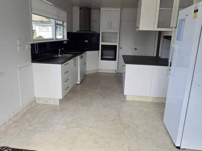 2 Foyle Street, Island Bay