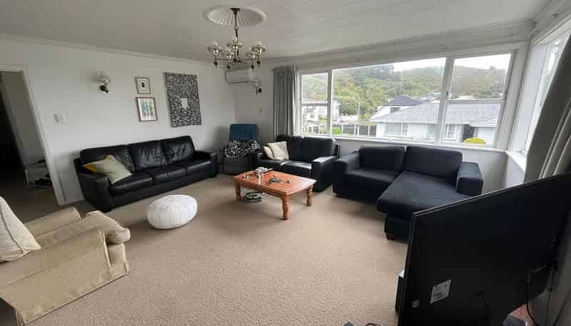 2 Foyle Street, Island Bay