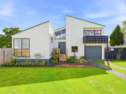 8 Ash Place, Aramoho