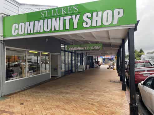 Retail or services - For Lease