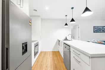 8 Reserve Close, Woolston