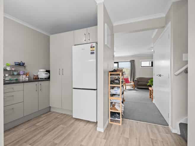 4/16 May Street, Hamilton East